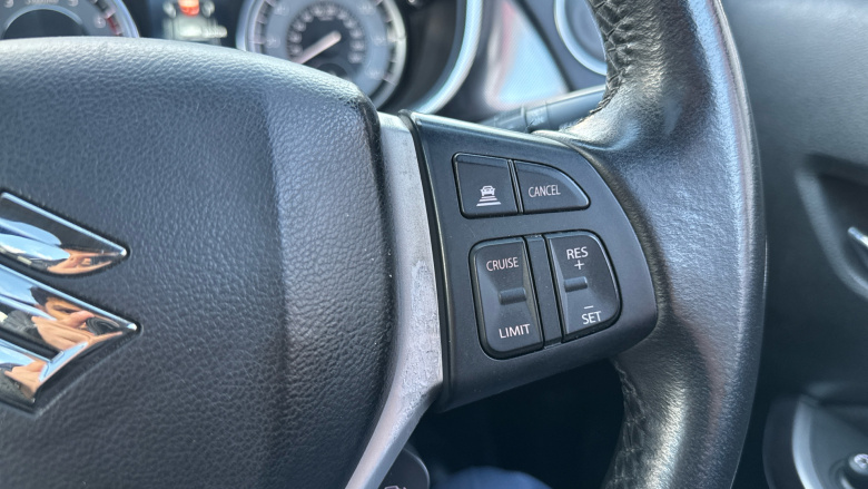 Suzuki Vitara 1.4 Boosterjet 48V Hybrid SZ5 5dr Petrol Estate